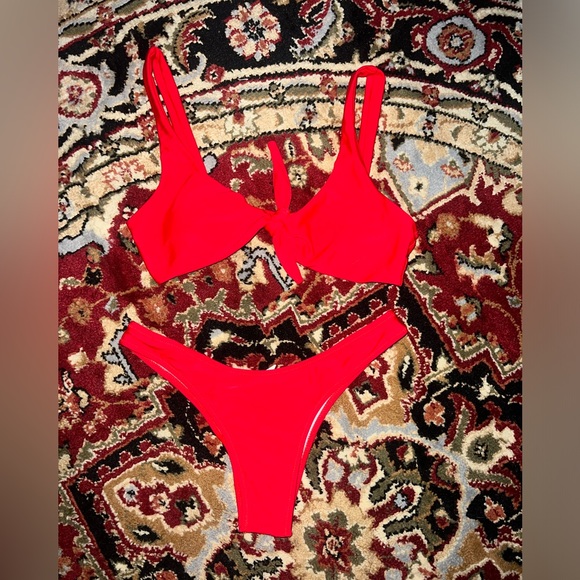 Women’s High Rise Bikini Set - Picture 2 of 3